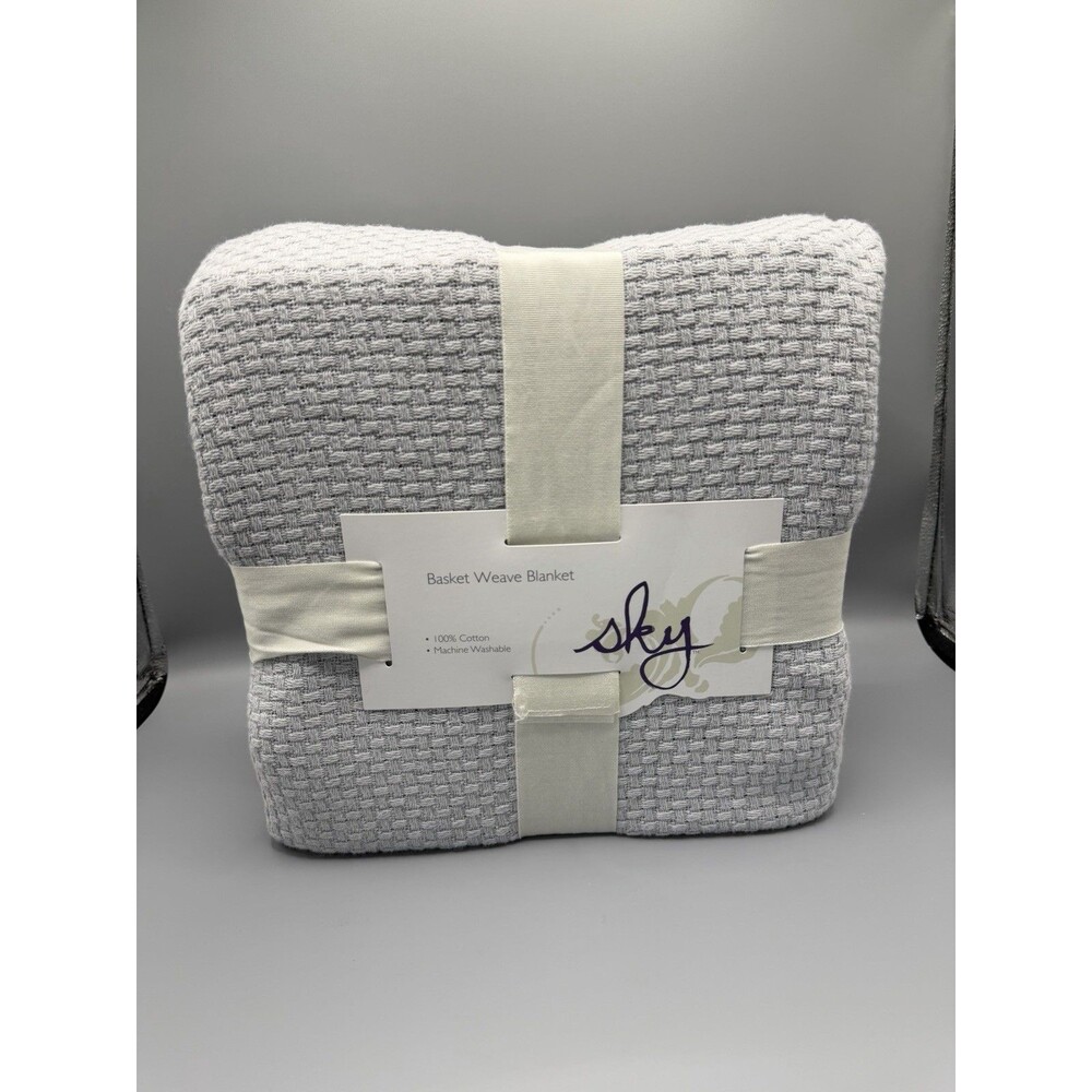 Sky Basket Weave Blanket Full/Queen 90inx90in NEW Light Grey